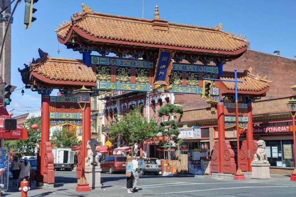 Clean 3Rd Floor Executive 1 Bedroom Apt In Old Town China Town Victoria Eksteriør bilde